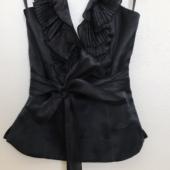 WHBM ruffle halter top - Picture 5 of 5